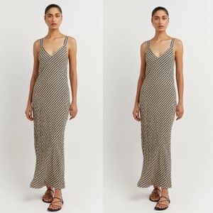 Dissh Maxi dress